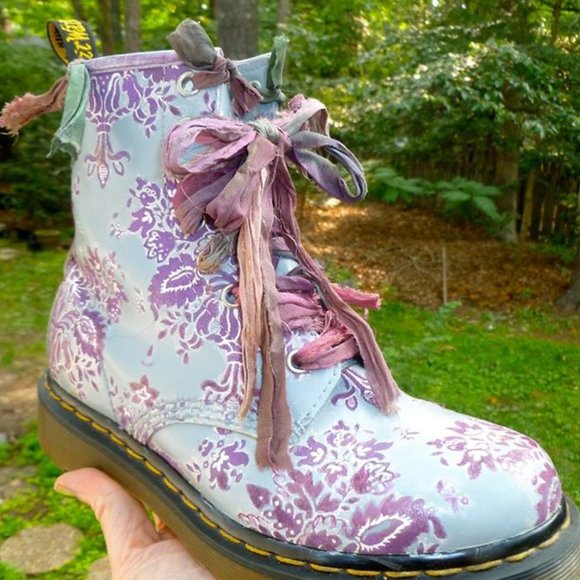 Dr Martens Custom OOAK Victorian Goth - Picture 3 of 5